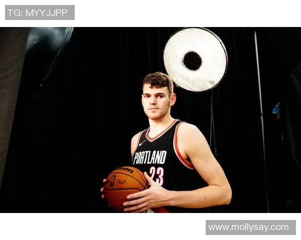 克林根适合首发中锋但杨瀚森潜力更高谁能主宰未来