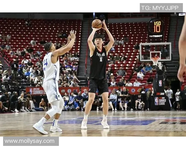 美媒曝开拓者或裁西索科腾名额助杨瀚森夏联展现内线统治力 美媒曝开拓者或裁西索科腾名额助杨瀚森夏联展现内线统治力